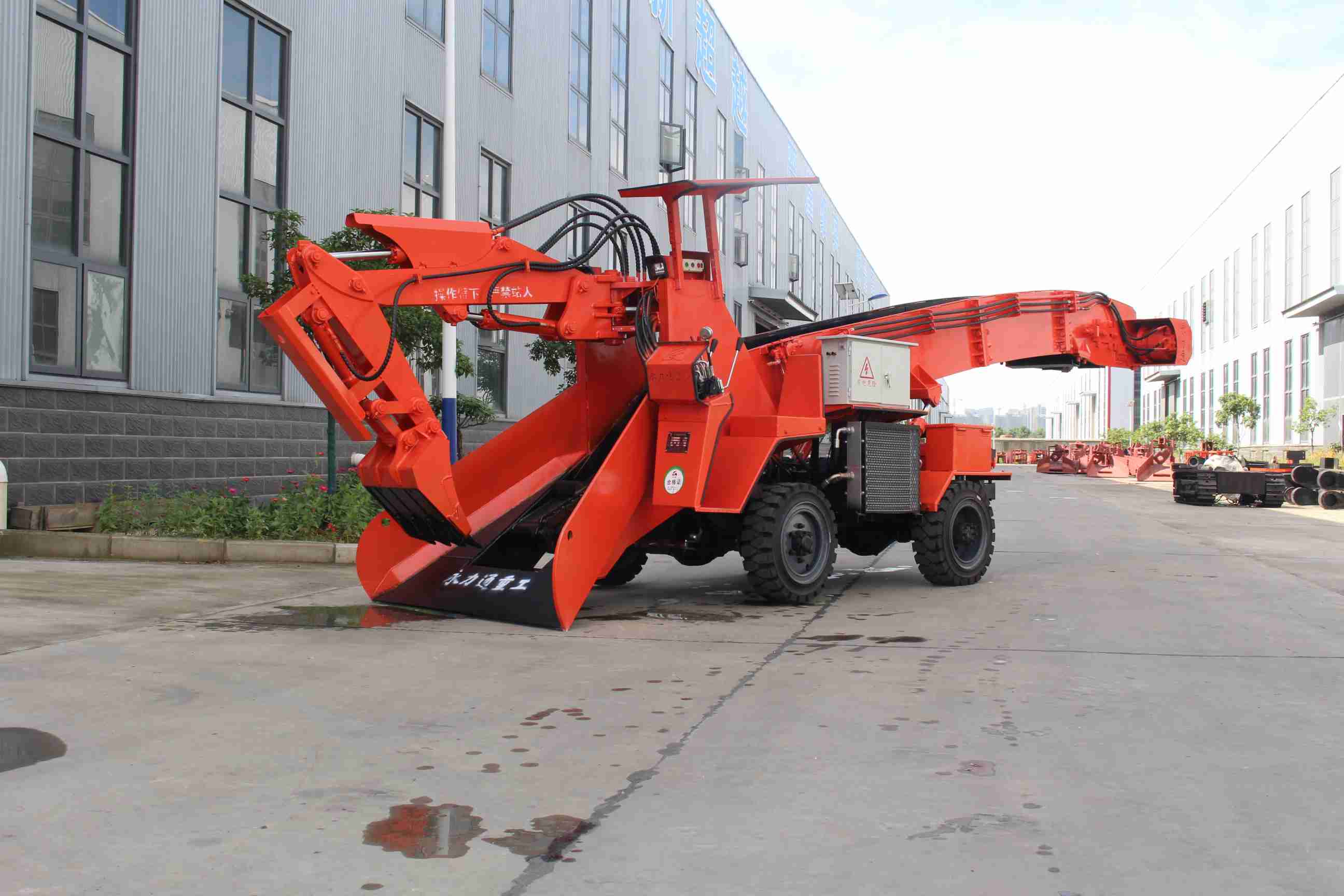 东风汽车剑指320万辆:新能源目标突破100万辆